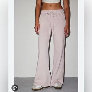Brand new with tags Out From Under Lived In Flare Sweatpant in lilac size xs
